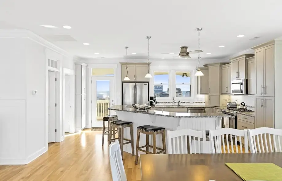 Tranquility / 1326 W. Dolphin Drive - Coastal Vacation Resorts