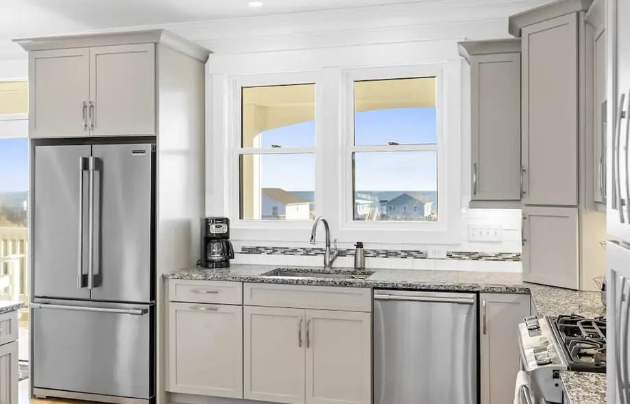 Tranquility / 1326 W. Dolphin Drive - Coastal Vacation Resorts